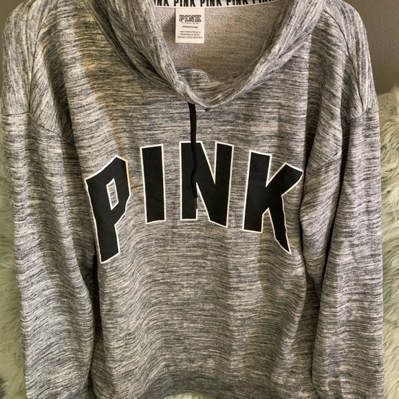 PINK Victoria's Secret Sweaters - ☘️PINK Sweatshirt PINK Victoria's Secret Sweaters - ☘️PINK Sweatshirt